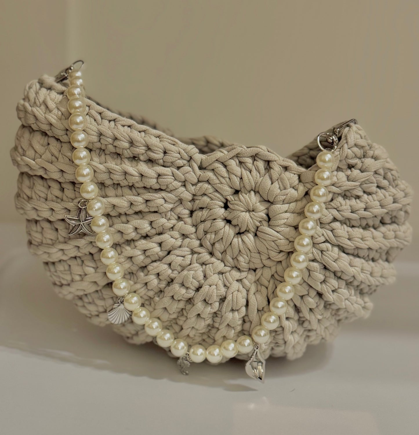 The Cape Cod Seashell bag in Pink